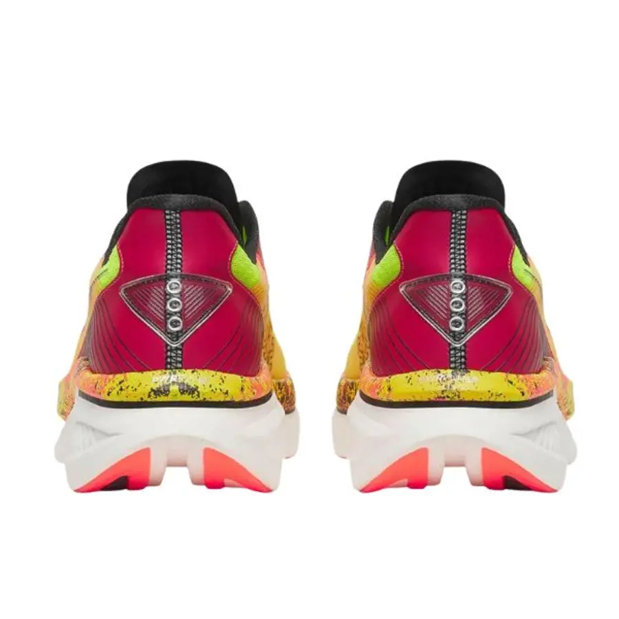 SAUCONY Endorphin AZURA M