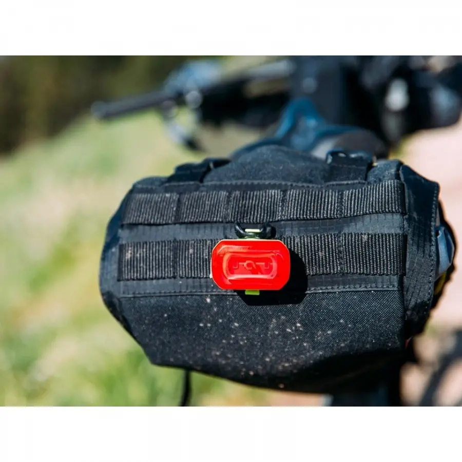 BLACKBURN Dayblazer 1100 přední světlo