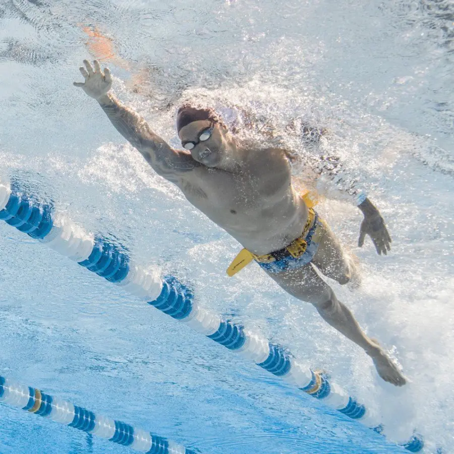 FINIS Hydro hip