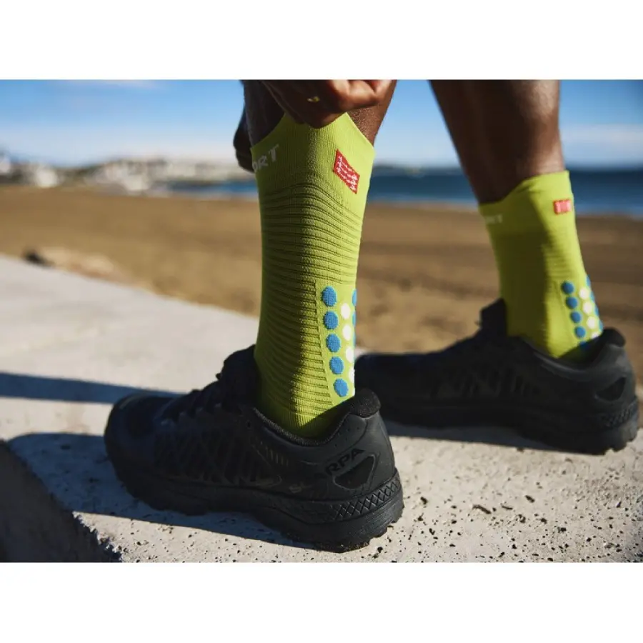 COMPRESSPORT Pro Racing Socks v4.0 Run High