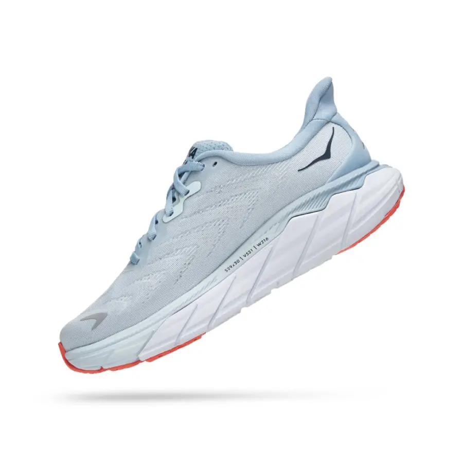 HOKA Arahi 6 