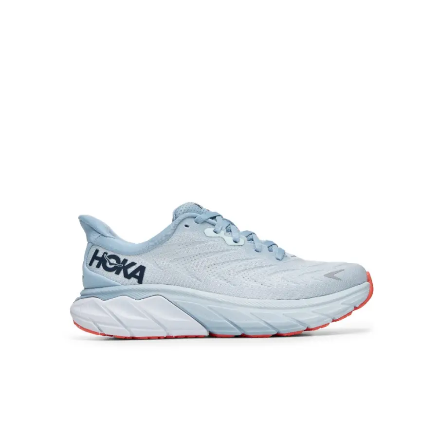 HOKA Arahi 6 
