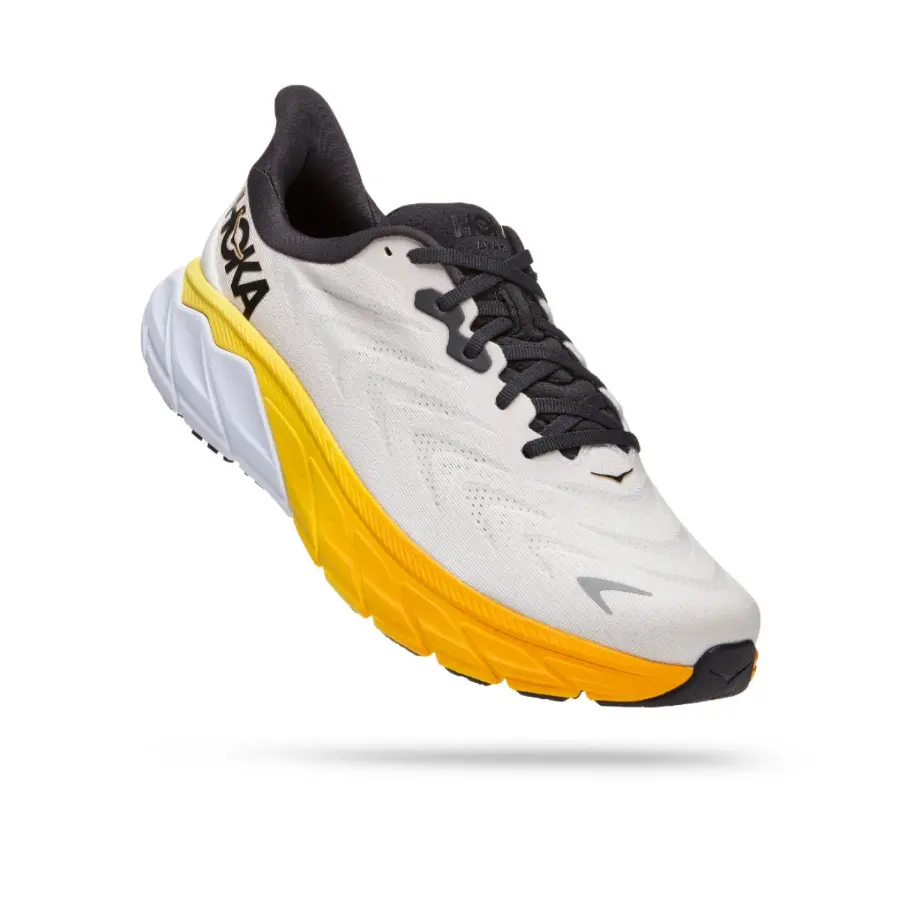 HOKA Arahi 6