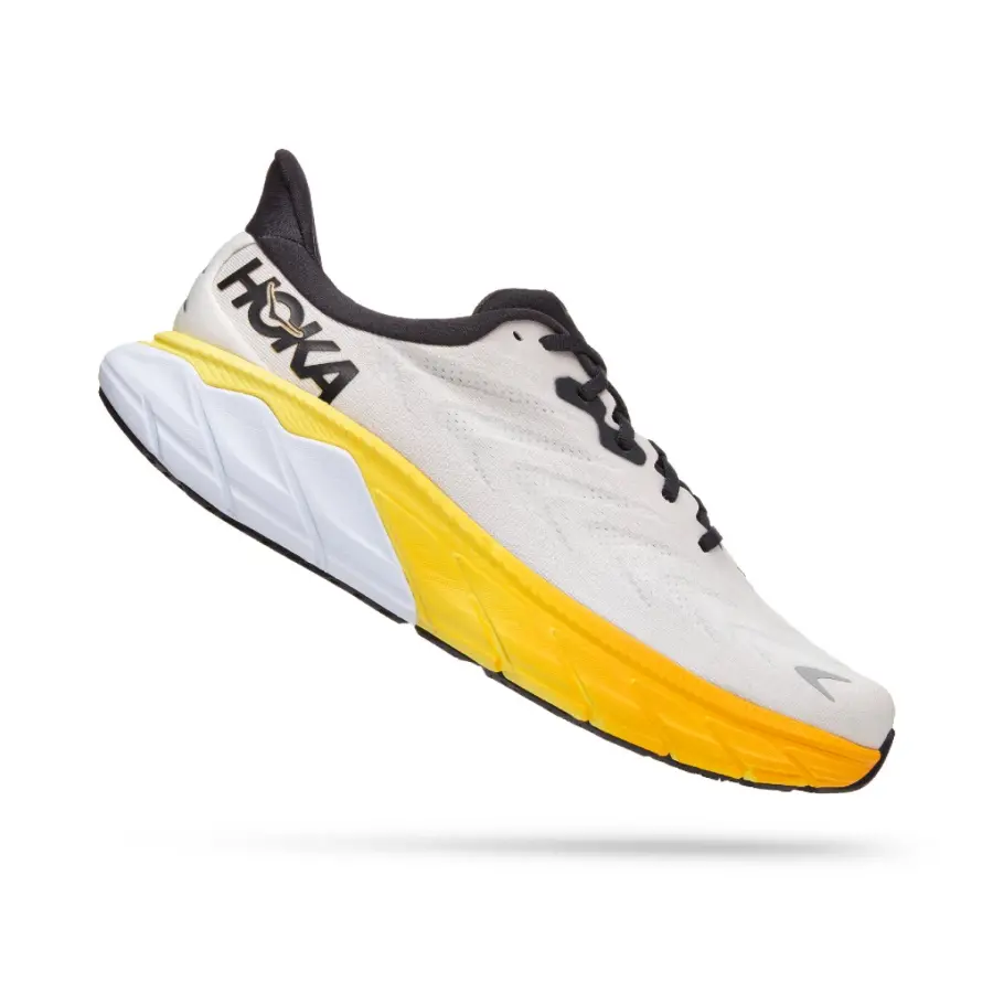 HOKA Arahi 6